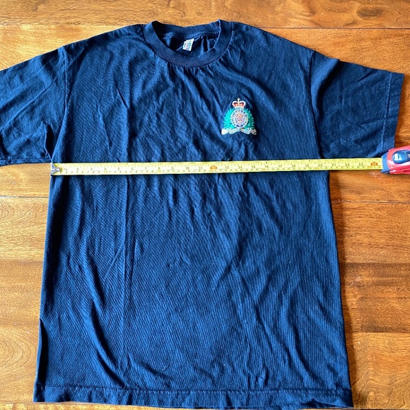AAA RCMP Tee-shirt, with crest.  Men's Large, black, 100% cotton.  Pre-owned. - Picture 1 of 6
